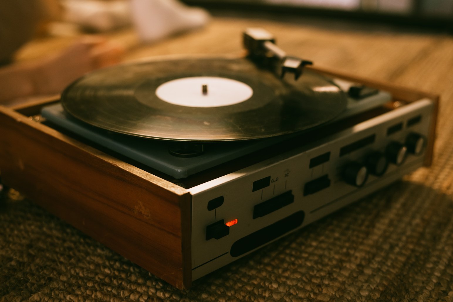 Vinyl Record Player 